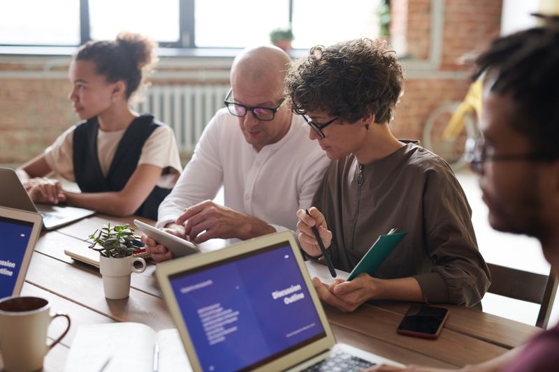 Performance-based work setting